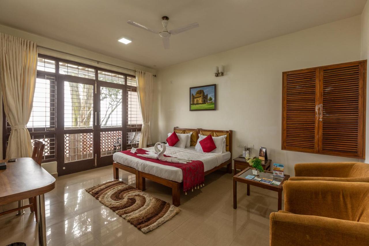 Kstdc Hotel Mayura Pine Top Nandi Hills Exterior photo