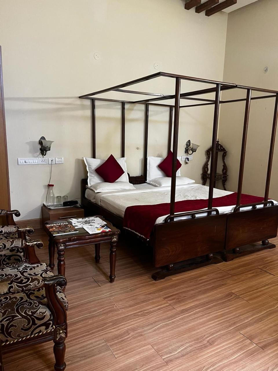 Kstdc Hotel Mayura Pine Top Nandi Hills Exterior photo